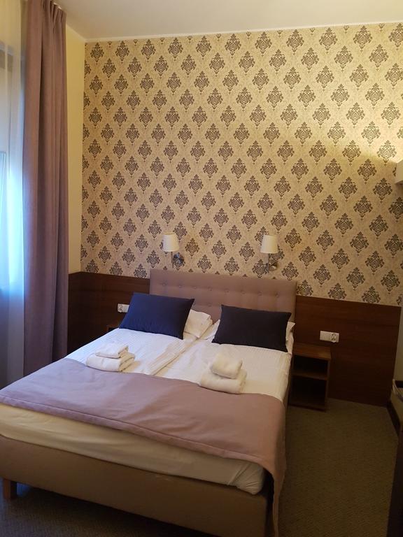 Villa Vrest グダニスク エクステリア 写真
